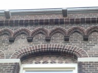 Voegwerk vervangen van de pastorie te Hellevoetsluis